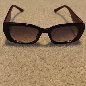 Pre-Owned Miu Miu Black and Red Sunglasses